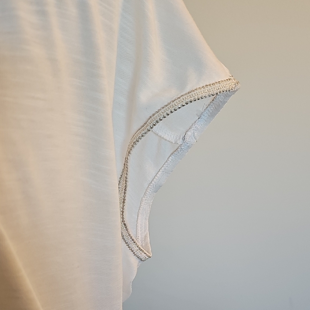 White House Black Market Ivory Top with Gold Accents - Picture 4 of 7